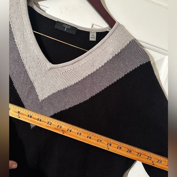 TAHARI Black Gray Varsity Style V Neck L Silky Soft Stretchy Collegiate Sorority - Picture 7 of 10
